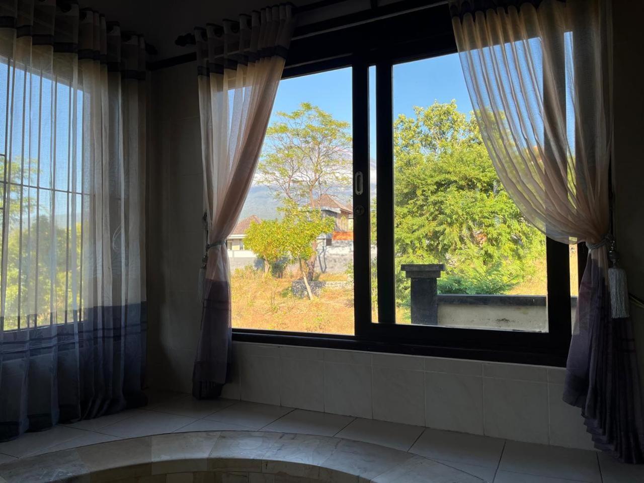 Villa Omah Semar Tulamben Εξωτερικό φωτογραφία